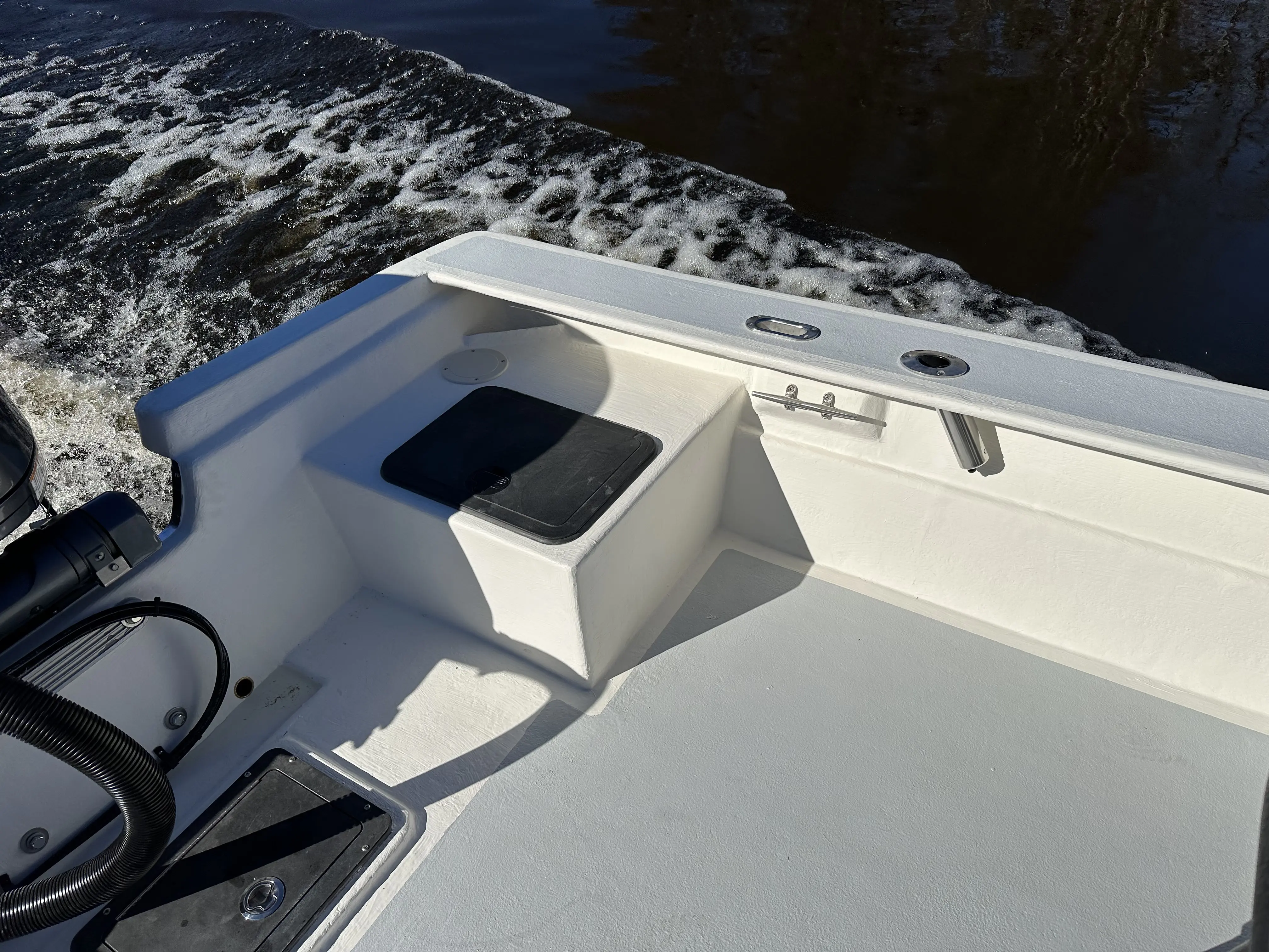 22 Hancock Skiff interior